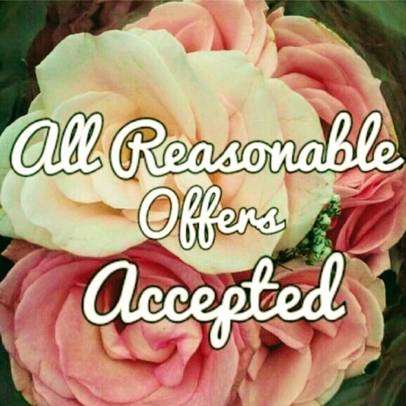 Meet your Posher, @GrinchHappyShopper - Picture 7 of 9